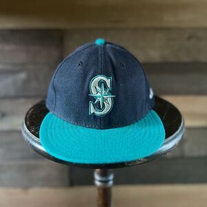Seattle Mariners Navy Hat Wool Pro Model by New Era Adult Snapback